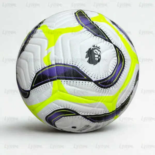 Ballon de Foot Hybride